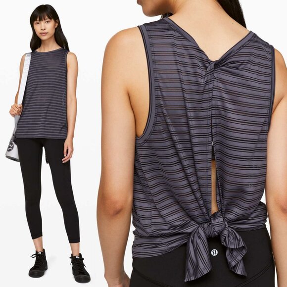 Lululemon Meet Halfway Tank Striped In Moonwalk Size 4 - Picture 1 of 8